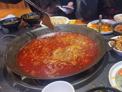 -沸炉重庆老火锅(军事博物馆店)