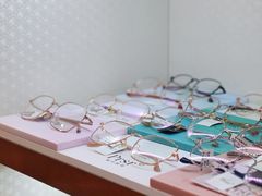 -明月眼镜(三坝店)