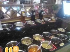 自助调料区-周渝食惦酸菜鱼(青浦店)