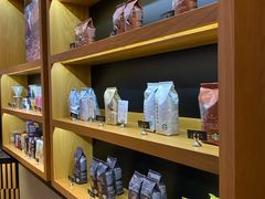 零售区-星巴克(人民公园店)