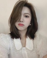 -变画·发型STUDIO