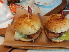 -必胜客(联投东方店)