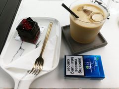 冰拿铁-UNI UNI(环亚凯瑟琳店)