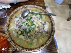 清炖土鸡-朗妈私房菜(婺女州店)