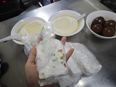 -芳婆糕团店(王府大街店)