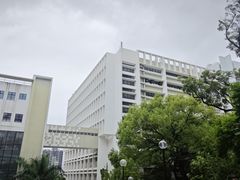 -香港大学