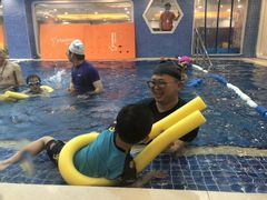 -戊辰亲子游泳俱乐部