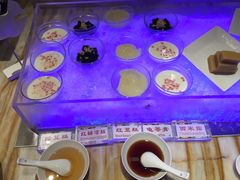 -西藏饭店·亚克·食光自助餐厅(文殊院店)