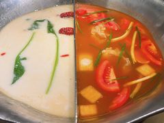 -湊湊火锅·茶憩(打浦桥日月光店)