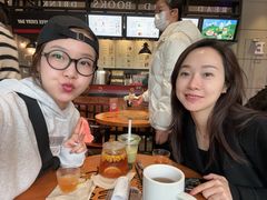 -西西弗书店&矢量咖啡(凯德晶萃广场店)