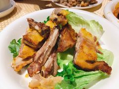馕坑果木烤羊排-巴扎美食·新疆菜·西域歌舞表演餐厅(新疆大厦店)