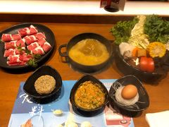 -呷哺呷哺 黄金牧场 (欢乐谷店)