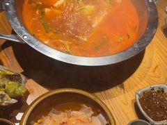 -野山舂·贵州现舂酸汤牛肉(鸿通城店)
