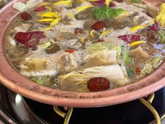 -阿婆情腊排骨火锅(金虹路店)