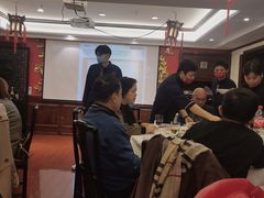 -梅龙镇广场
