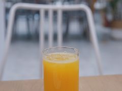 鲜榨橙汁-CHEZ JASMINE 茉莉的氧气厨房