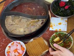 -赵美丽·重庆社区火锅·直营店(火车东站·中豪国际店)