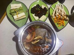 -一叶一世界•素食餐厅(环球中心店)