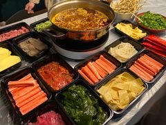 -黄潇洒老火锅(九眼桥宏济巷店)