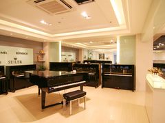 -柏斯音乐艺术中心·钢琴·吉他(上音店)