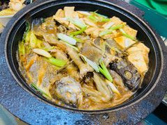 石锅杂拌鱼-君霖海鲜私房菜(春柳店)