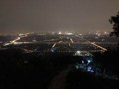 -鬼笑石后山停车场