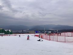 -鳌山滑雪度假区