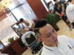 -尼特斯男士发型馆