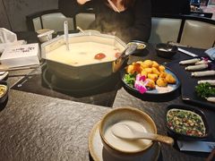 -新草堂锅物料理(泉城路店)