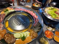 -哈哈碳都·牛肋条无限自助烤肉(台江万达店)