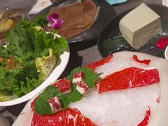 -德天肥牛海鲜火锅(城西银泰店)