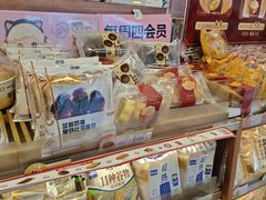 -全家便利店(上海南站站店)