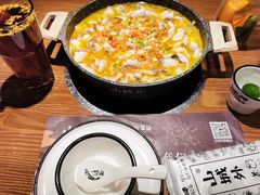 -山城外·非遗酸菜鱼(财富中心店)