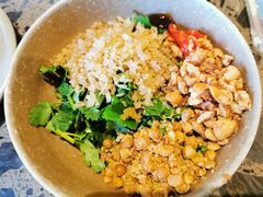 -肖肖酸萝卜鱼火锅(总店)