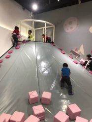 -MINI MARS KIDS CLUB亲子家庭中心(长宁天山店)