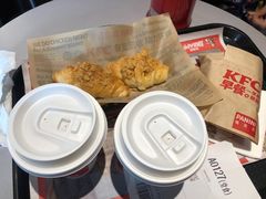 咸蛋黄流心可颂-肯德基(南油店)