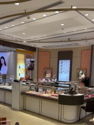 -周生生Chow Sang Sang(新世界店)