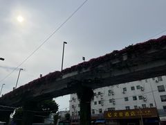 -南洋长胜酒店(广州东站天平架地铁站店)