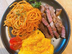 -暖食光·台式家庭餐厅·生日主题店(万达店)