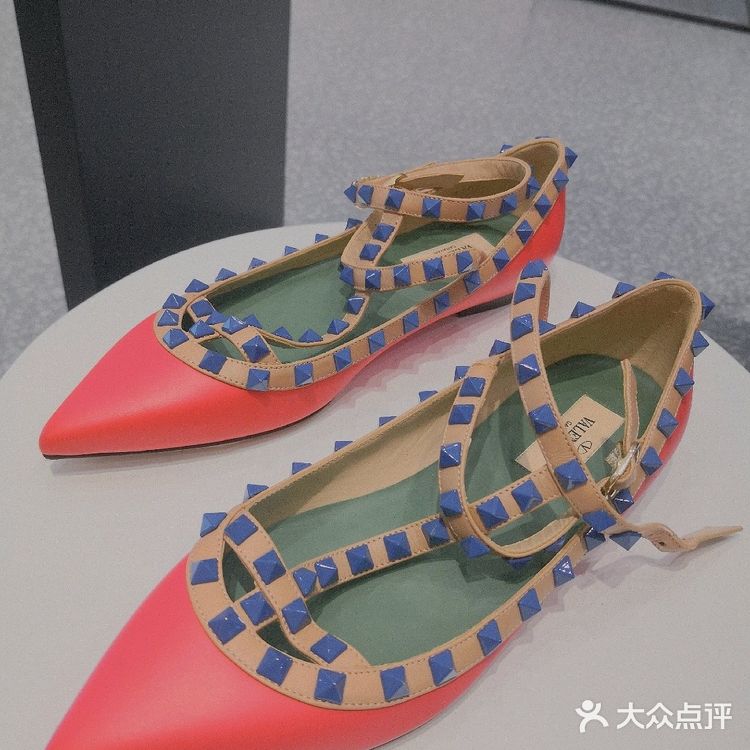 寺库奢饰品实体店就来温州吾悦广场