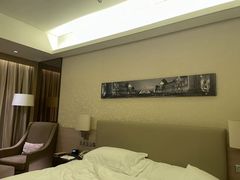 -广州花都皇冠假日酒店