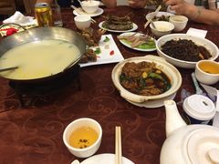 -老大同酒家·糟卤·本帮菜(中山公园店)