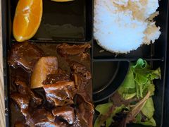 红烧牛腩-龙华中餐馆