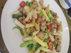 -新泉小傅美食(国贸天琴湾天境店)