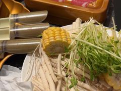-牛YO寿喜烧·铁板烧和牛火锅自助(市府恒隆店)