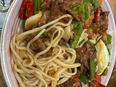 -歹歹的加个面过油肉拌面