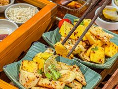 -良米山·云南野生菌过桥米线(上海首店)