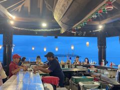 -Sunset Bar(丹绒亚路香格里拉店)