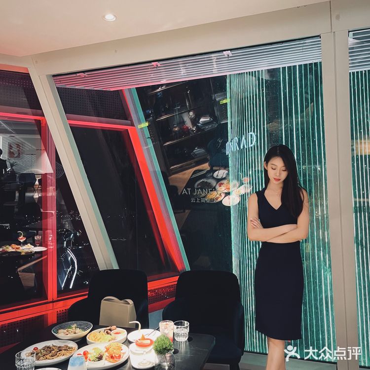 厦门高空浪漫约会餐厅