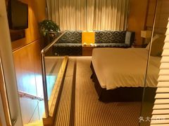 -苏州金鸡湖中茵皇冠假日酒店